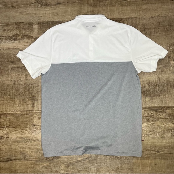 Lot of 2 Travis Mathew Mens Size XL Polo Golf Shirt White And Gray - Picture 10 of 11